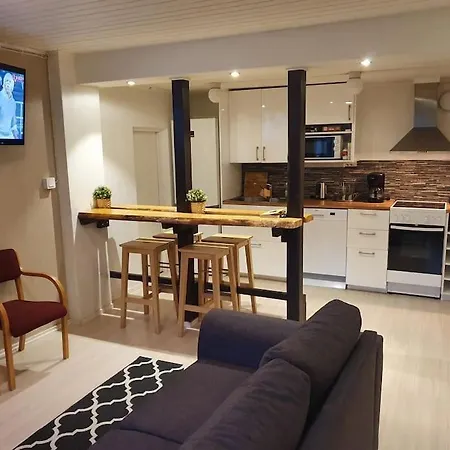 Kurren Tupa Linnunlaulun Keskellae, Saunomismahdollisuus *