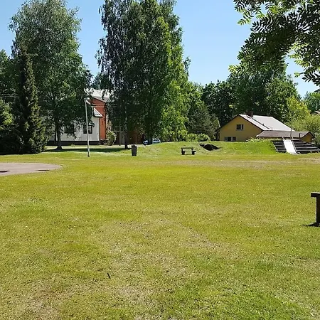 Kurren Tupa Linnunlaulun Keskellä, Saunomismahdollisuus Kotka